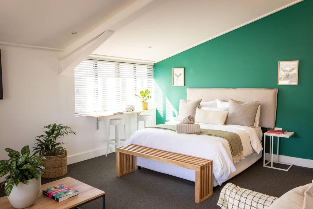 Hermanus Waterfront, Sea View Apartment With Balcony Bagian luar foto
